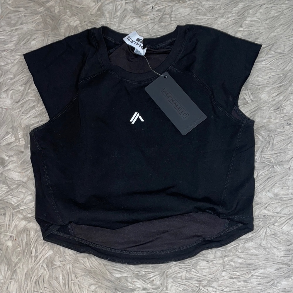 Brand new alphalete t shirt